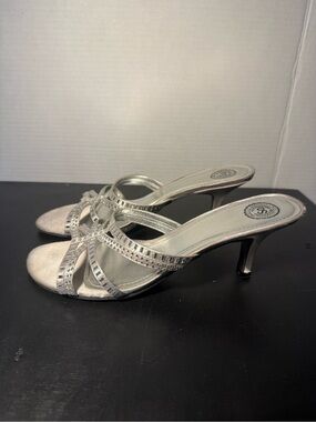 Silver Strappy Heeled Sandals - Women vintage So silver y2k kitten heels size 9